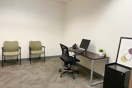 Office Evolution - Broomfield/Interlocken - Interior Executive Office 476