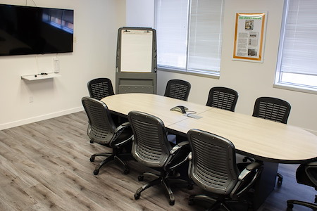 The Wilshire Hub - Large Conference Room in the Hub Club