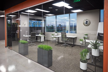 Lucid Private Offices | Sugar Land - Hybrid Coworking