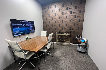 Lucid Private Offices | Legacy - Frisco - Swiss Army Room