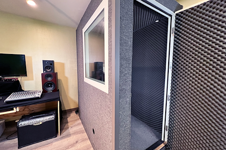 Vibal Studios - Recording Studio