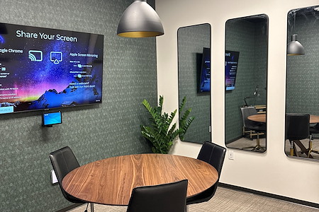 Lucid Private Offices | River Oaks Greenway - Conference Room 2