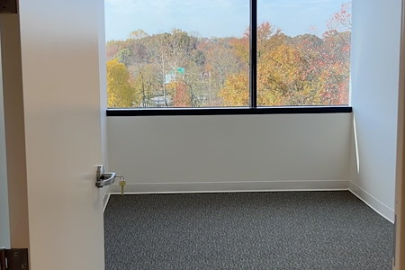 Oasis Office space- Lanham, Maryland - Private Office Space