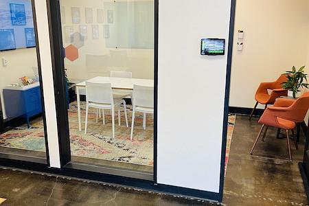 Outlet Coworking - Sacramento - Sactown Meeting Room