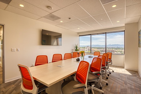 Office Evolution - Metro North | Northglenn - Aspen Conference Room