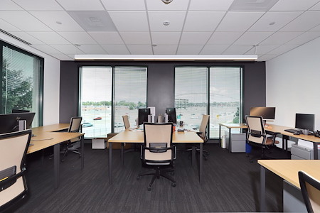 Venture X | Denver South - Large Team Room Two Corners of Glass