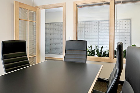Intelligent Office - Boise - Sawtooth Conference Room with Whiteboard