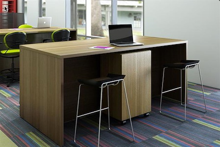 Bunker Hill - Desk 2