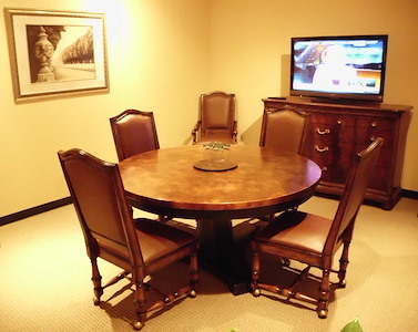 Window Meeting Room