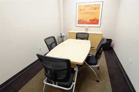 Pacific Workplaces - Greenhaven - Pocket Meeting Room